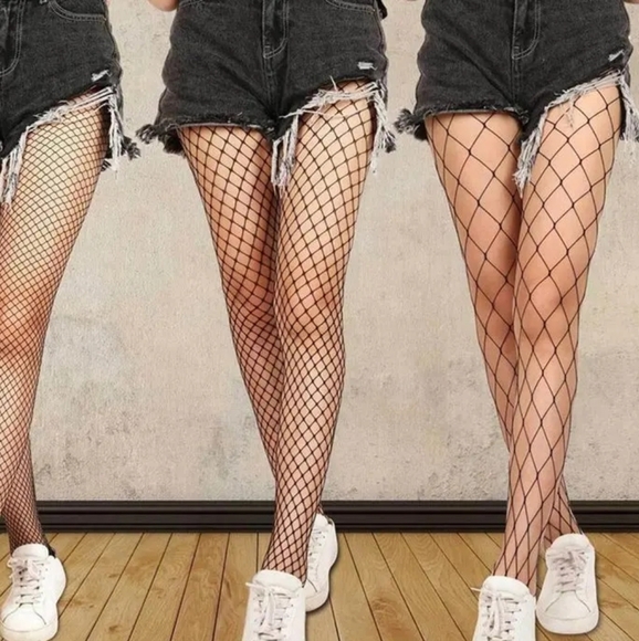 🎀NEW Sexy and Classy Fishnet Mesh Stocking - Picture 2 of 10